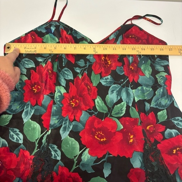 Vintage Victoria’s Secret Gold Label Slip Gown Dress Lace Floral Size Medium - Picture 11 of 12